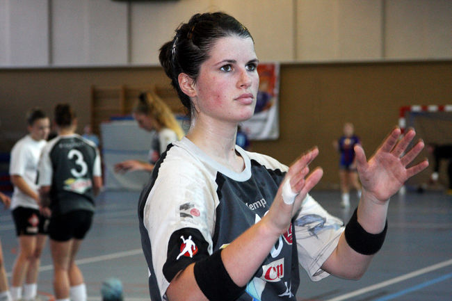 Feuilleton : Sueur et joie / épisode 6 - Hand Ball par Caroline Ablain Photographe à Rennes