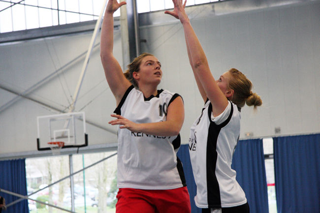 Feuilleton : Sueur et joie / épisode 7 - Basket Ball par Caroline Ablain Photographe à Rennes