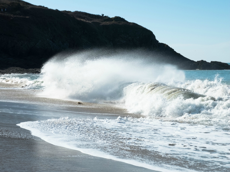 Photos de vagues sur une plage bretonne  par Caroline Ablain Photographe à Rennes